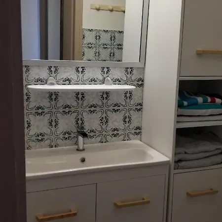 T2 Pieds Dans L'eau Confort Climatise Classe 2 Etoiles Tarif Promotionnel Pour Curistes Apartment Balaruc-les-Bains